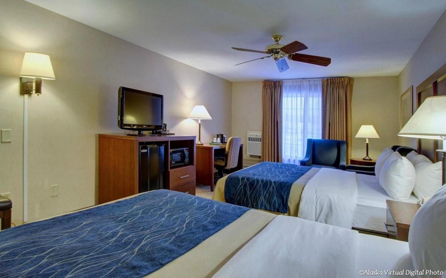 Отель Wingate By Wyndham Anchorage Downtown - Ship Creek Экстерьер фото